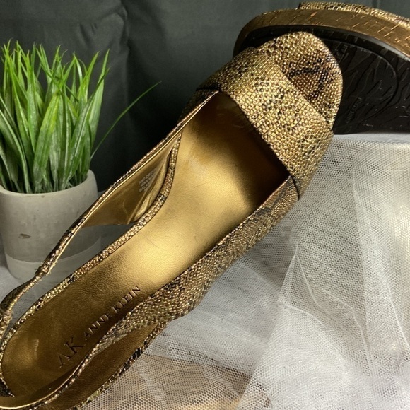 Ann Klein Wedge Sandals 💕🔥 - Picture 11 of 12